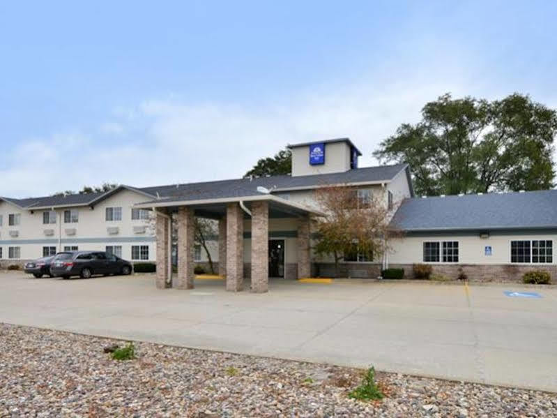 Regency Inn Geneseo Il I-80 Buitenkant foto